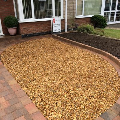 GRAVEL DRIVEWAYS